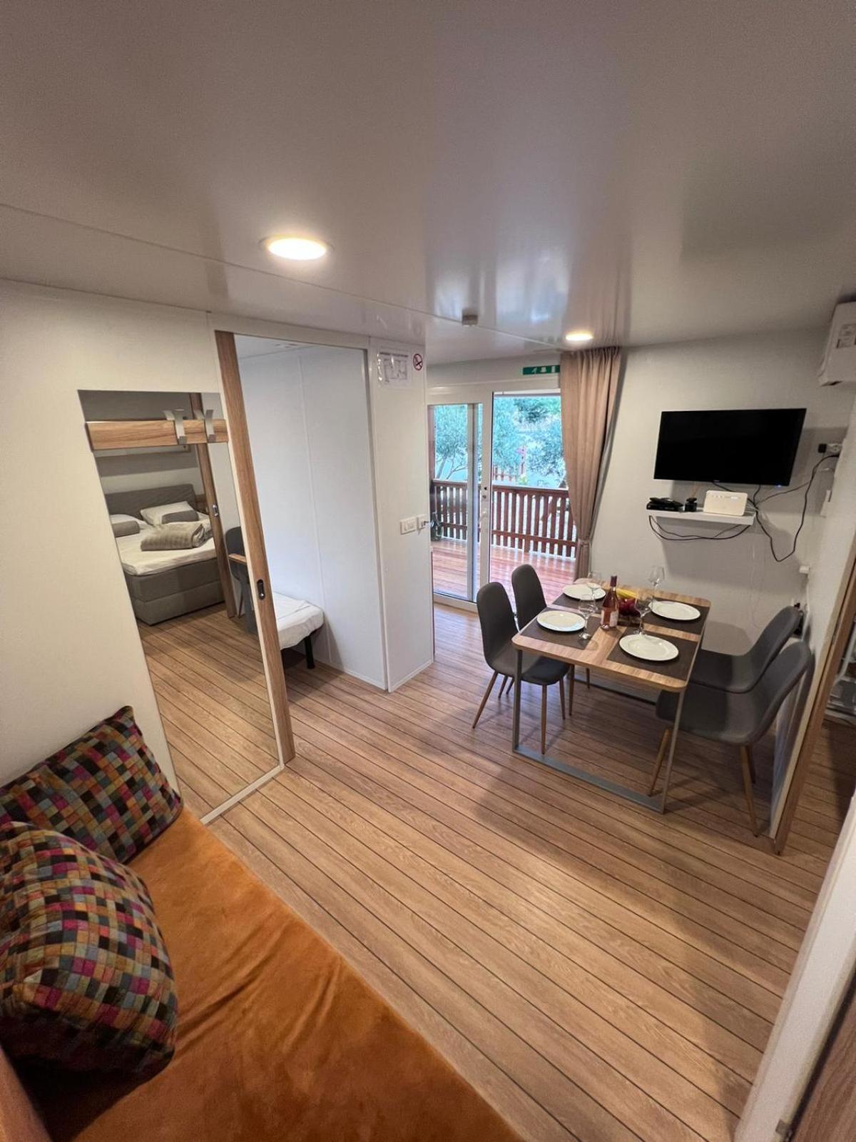 比奥格勒·纳·莫鲁Mobile House F&L别墅 外观 照片