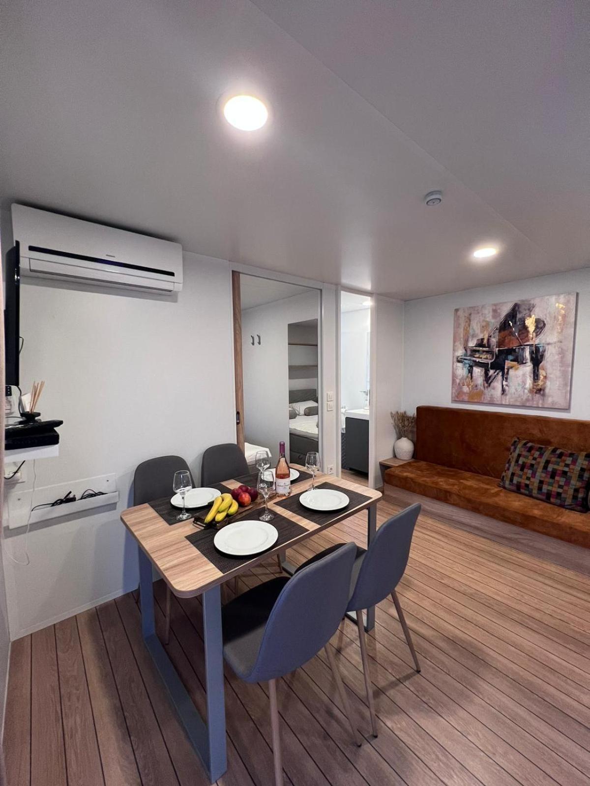 比奥格勒·纳·莫鲁Mobile House F&L别墅 外观 照片
